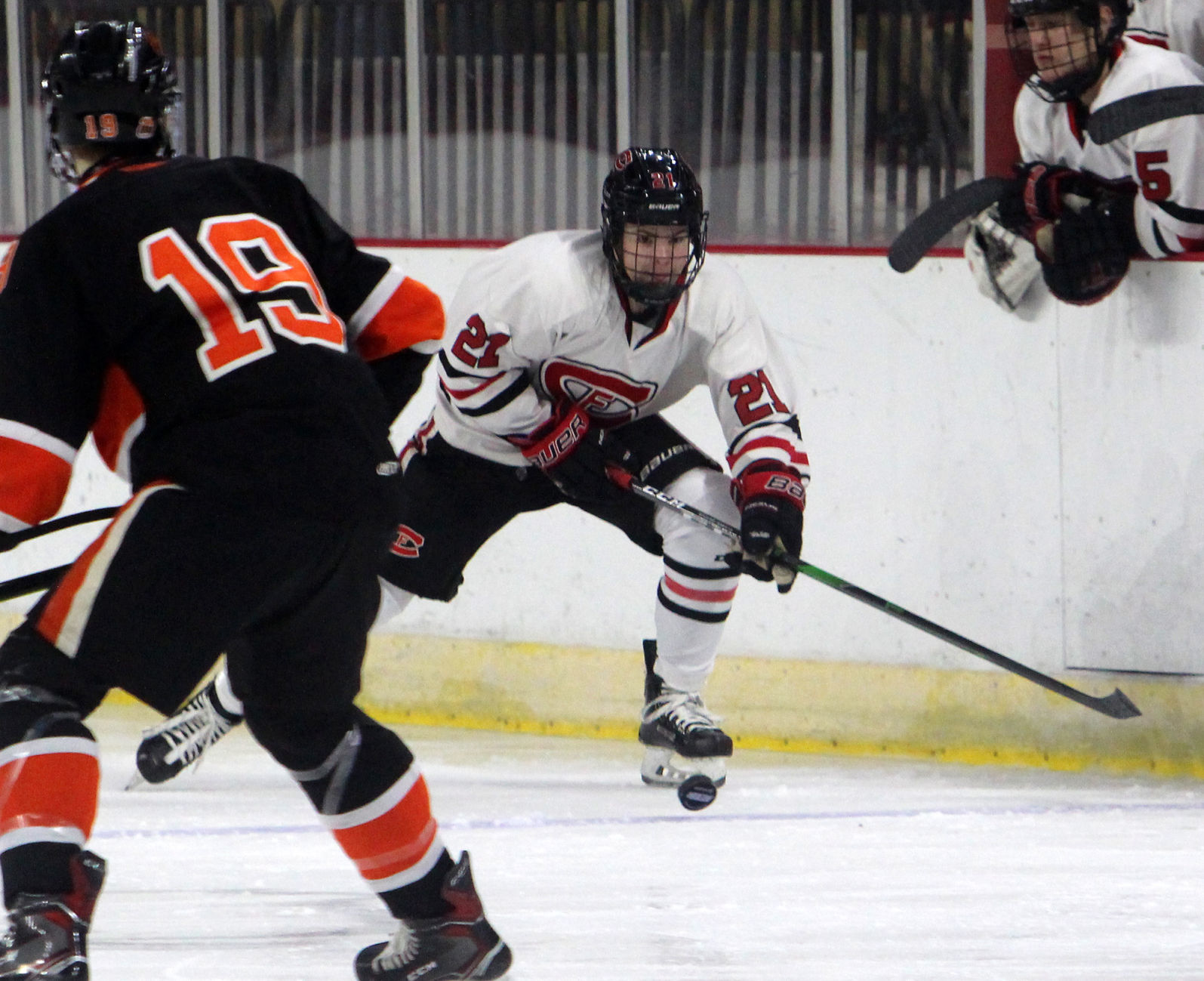 Chi-Hi boys hockey vs Verona at Division 1 state semifinals 3-6-20